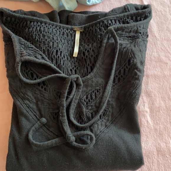 Free People black long sleeve crochet top size XS - Picture 5 of 5